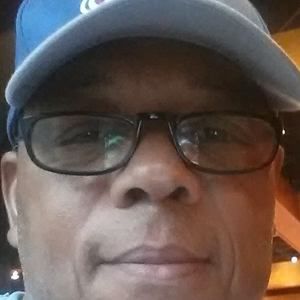 Meet your Posher, Charles